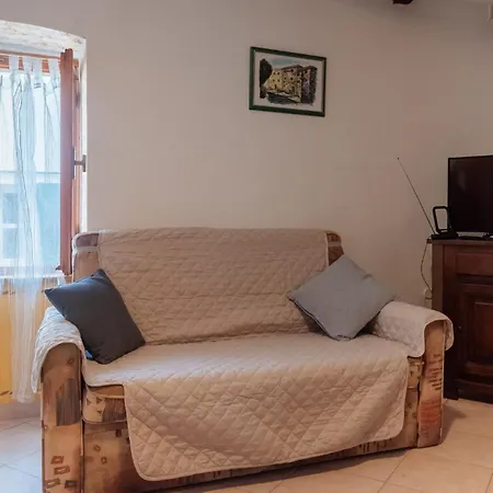 Fiammetta * Ρόβινι